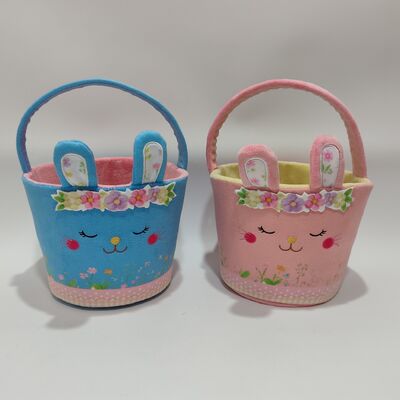 Dwukolorowy pluszowy koszyk wielkanocny z królikiem, miękki i kolorowy, kolekcja świątecznych prezentów